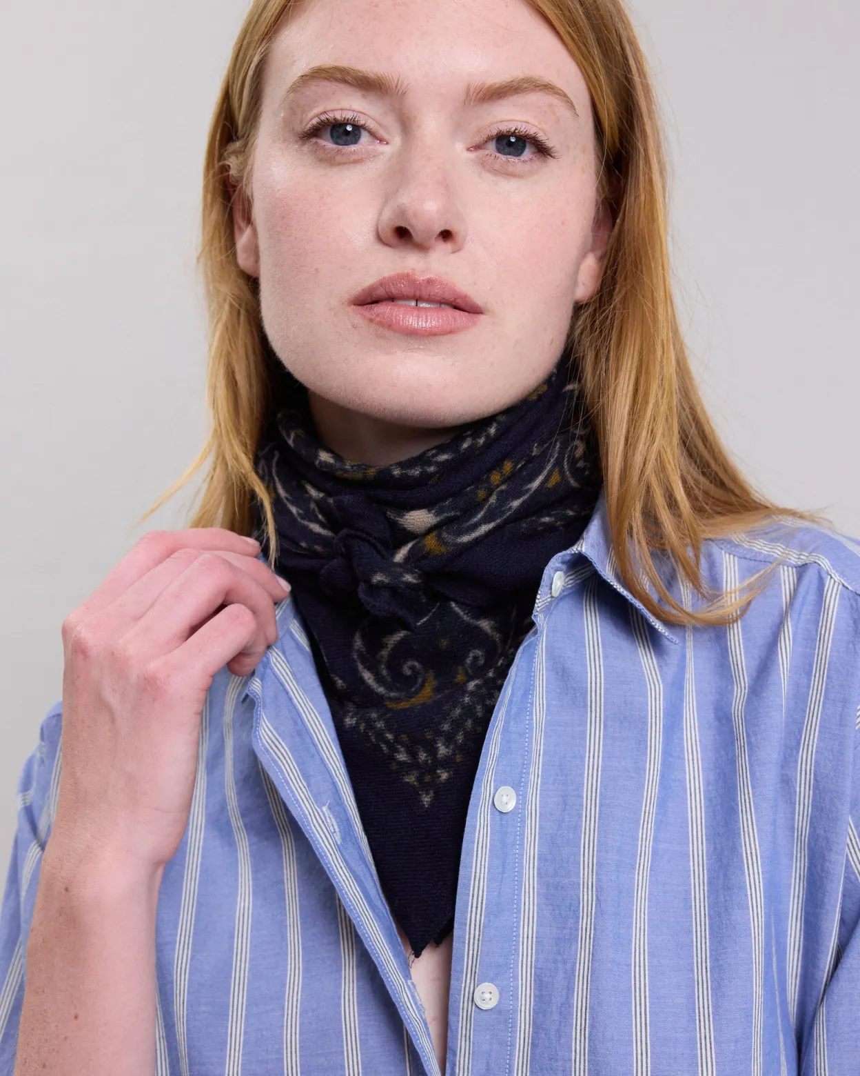 bandana_scarf_1-2.webp Cheap Hartford Bandana Scarf Navy Blue