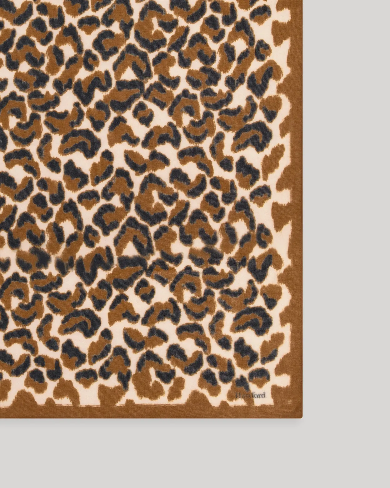 leopard_scarf_2.webp Cheap Hartford Leopard Scarf Camel