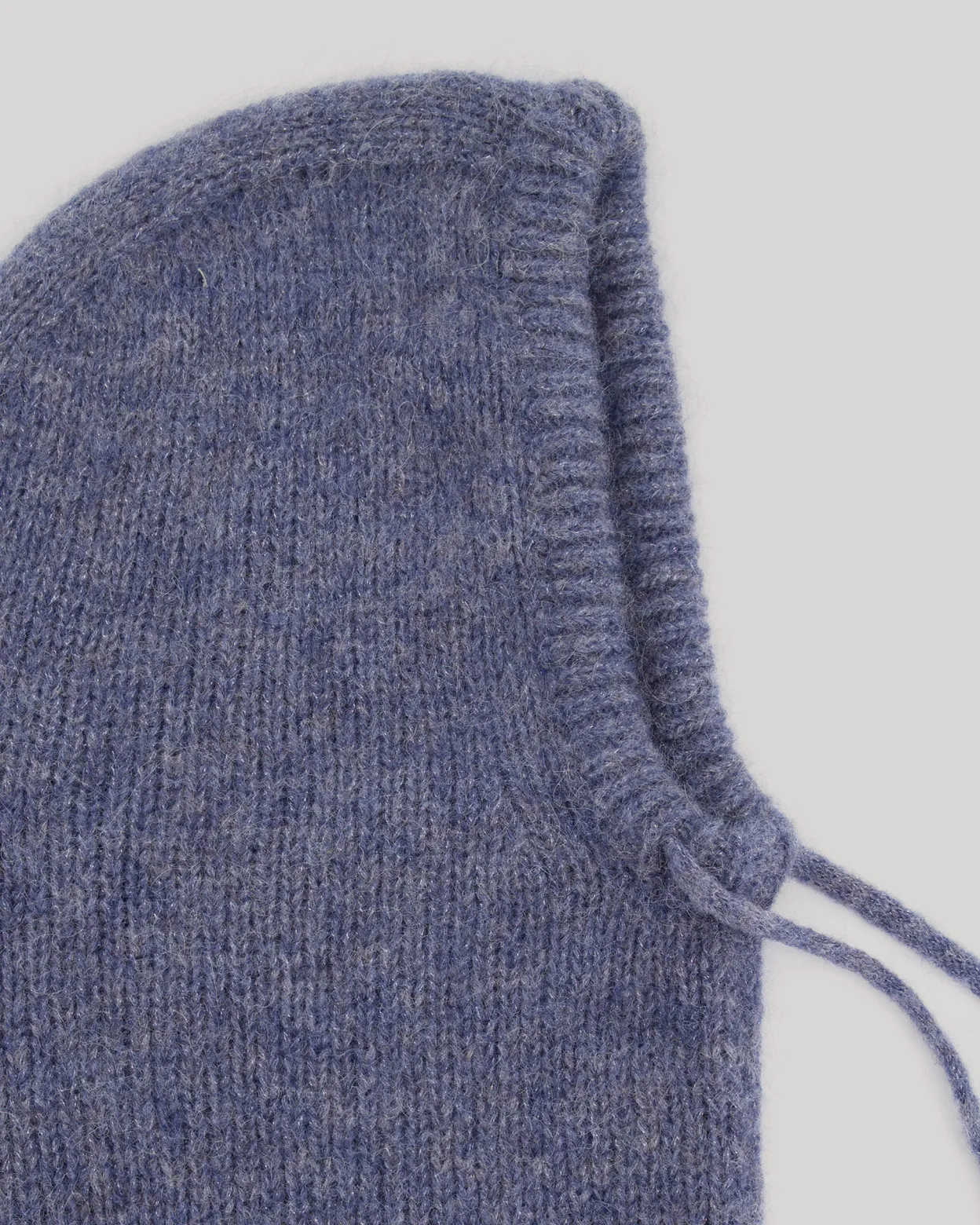 melo_beanie_2-1.webp Shop Hartford Melo Beanie Denim Blue & Silver