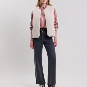 Shop Hartford Venice Vest Off-White