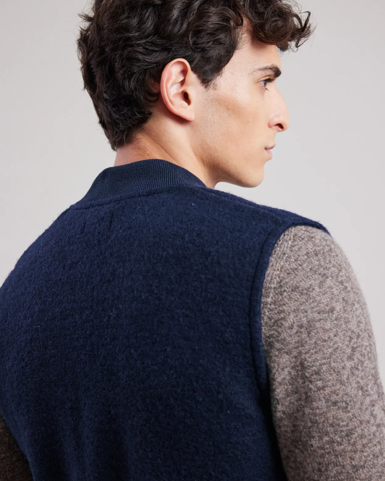 vest_2-1.webp New Hartford Vest Navy Blue